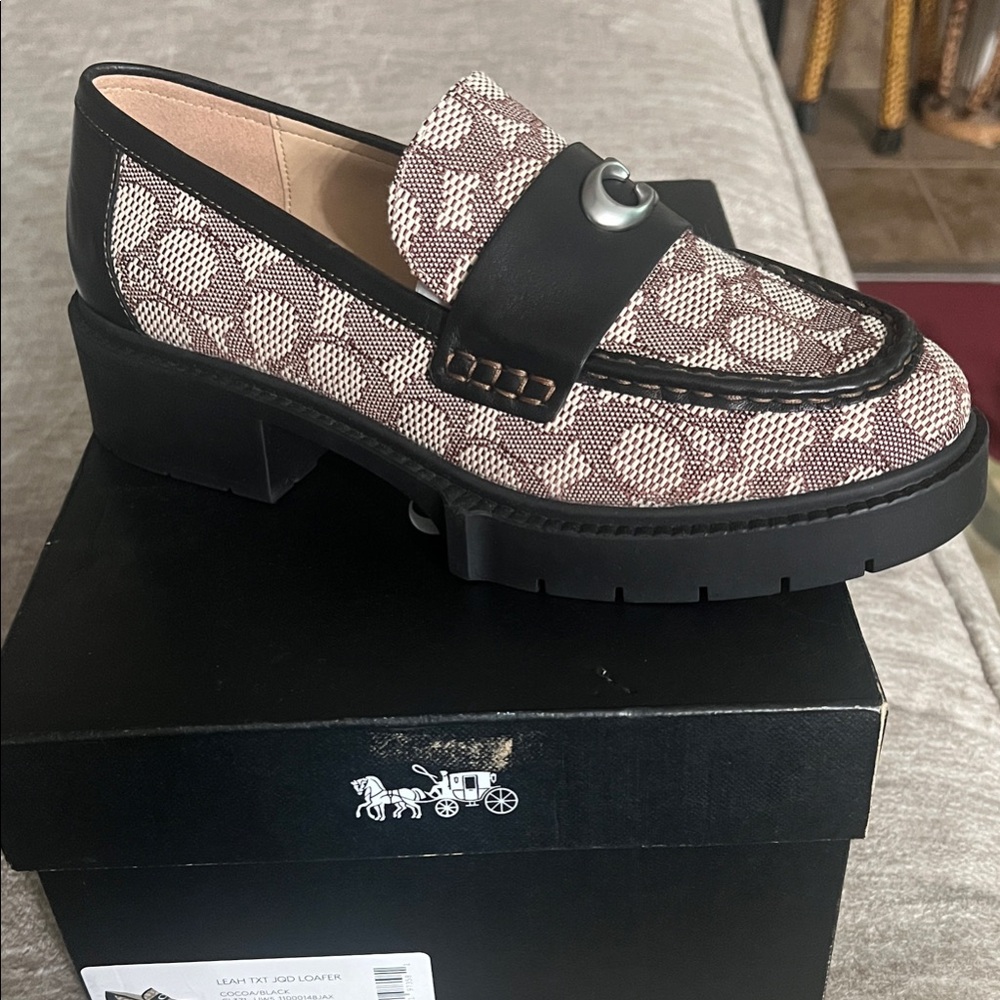 Coach Women's Black and Brown Patterned Loafers